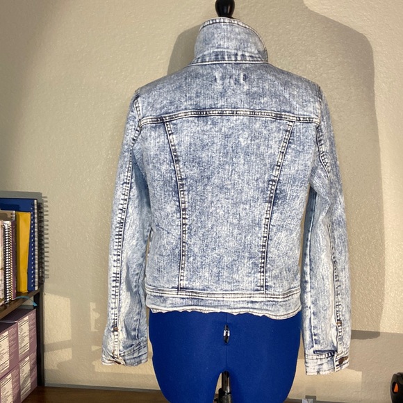 dollhouse denim jacket - Picture 3 of 6